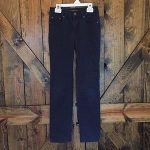 NWOT Vince dark wash navy blue jeans size 0!